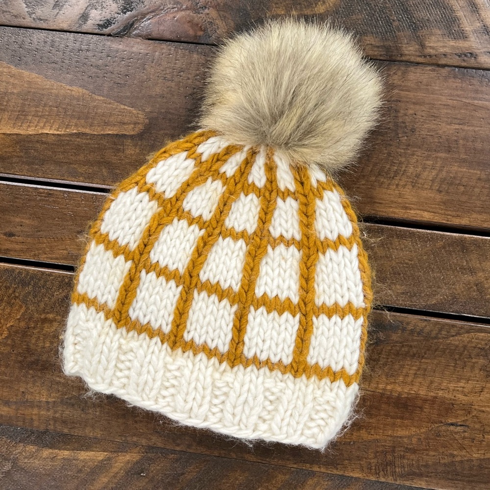 Blueberry Hill Knit Hat Fur Pompom